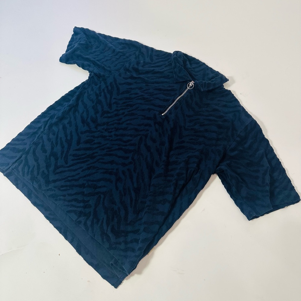 Men’s Zebra Patterned Black Shirt UO